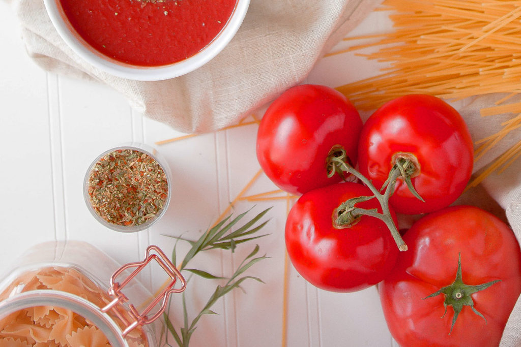犬にも嬉しい生トマトの効果！アレルギー対策 トマトを使った手作りレシピ